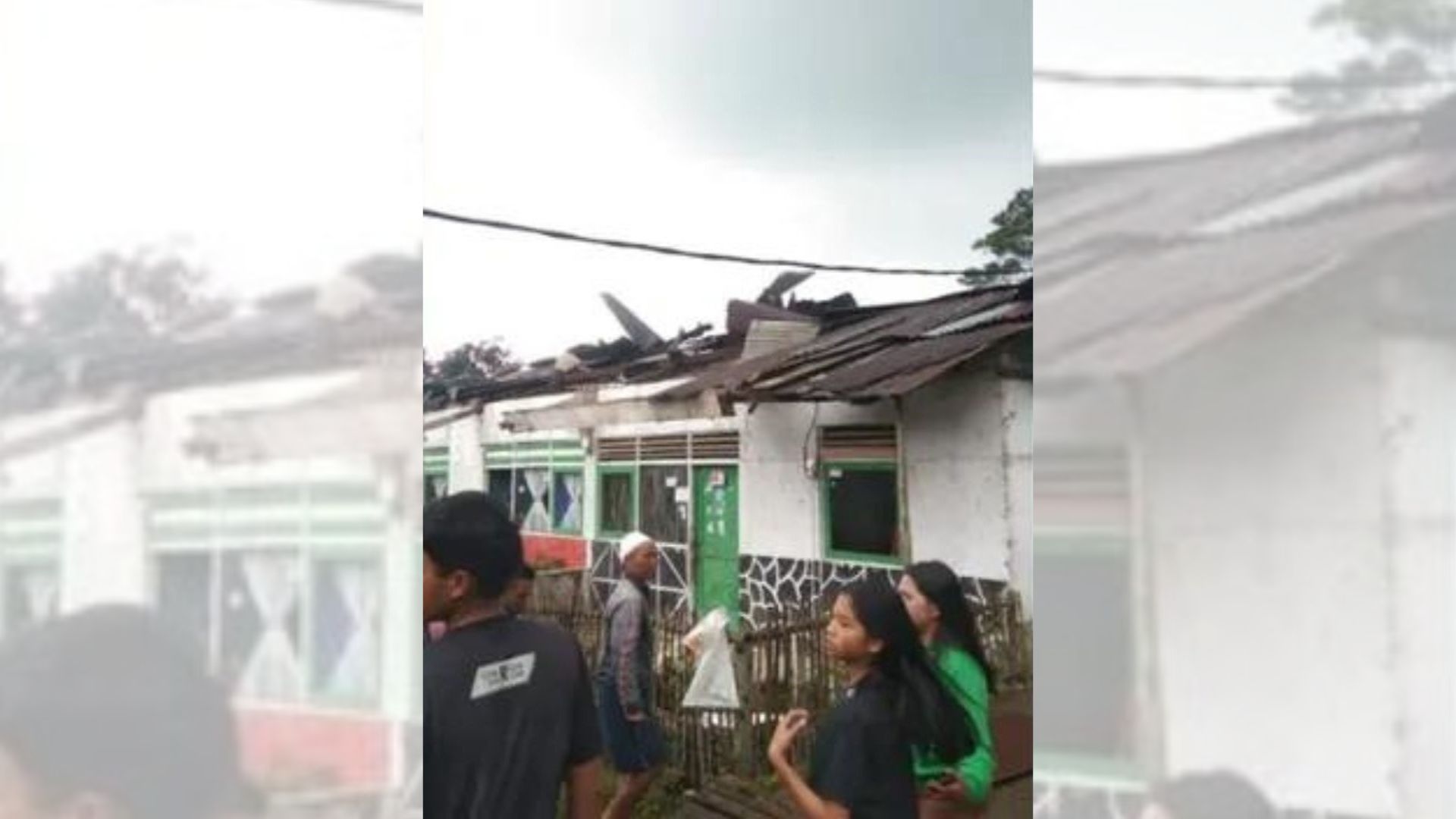 Angin puting beliung menyapu Kampung Citawa, Desa Tarumajaya, Kecamatan Kertasari, Kabupaten Bandung. /NETIZEN PRFM