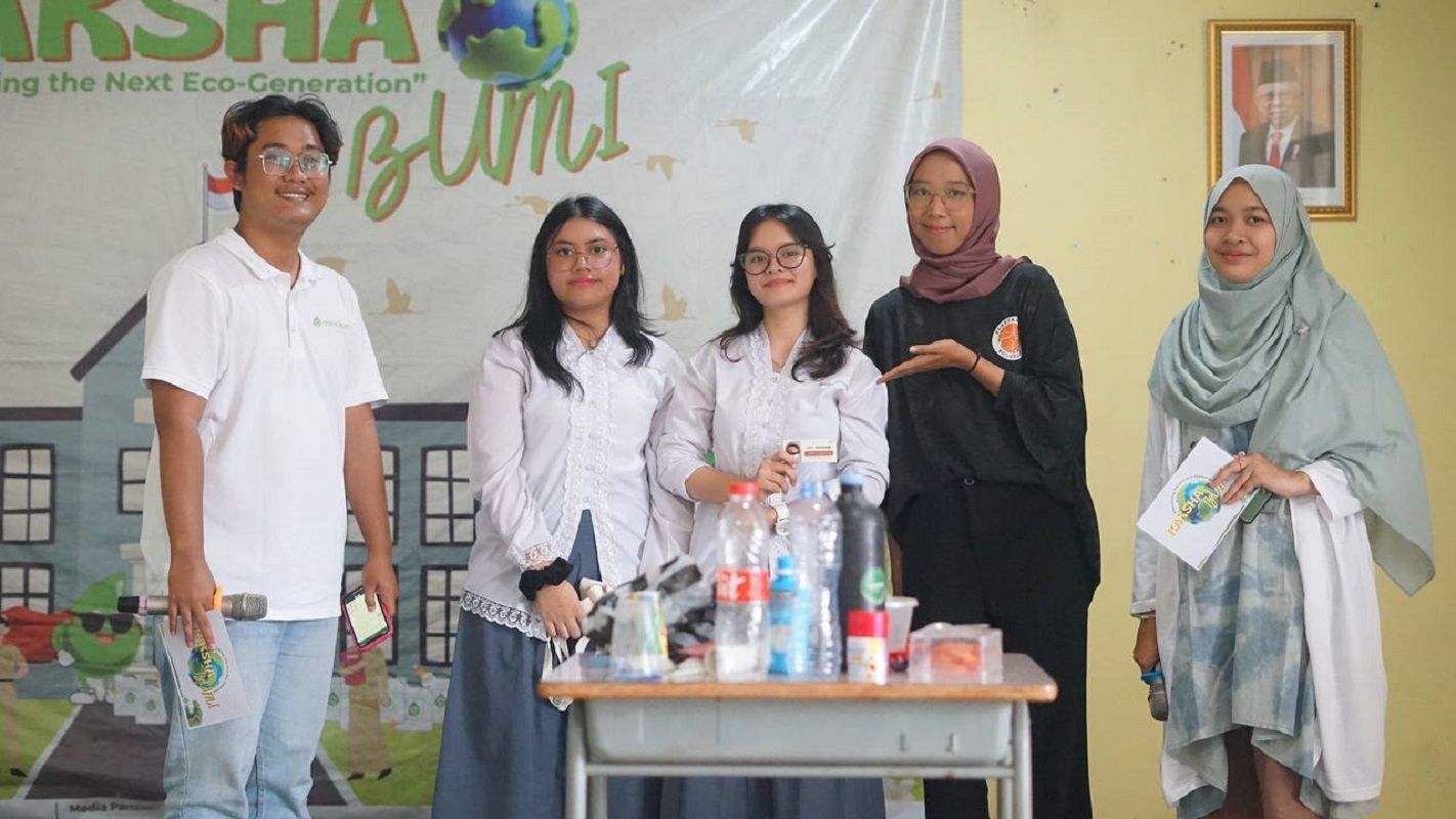 Wah Keren! Program Rakhsa Bumi Picu Siswa SMAN 5 Kota Bandung Tergerak untuk Menjaga Lingkungan