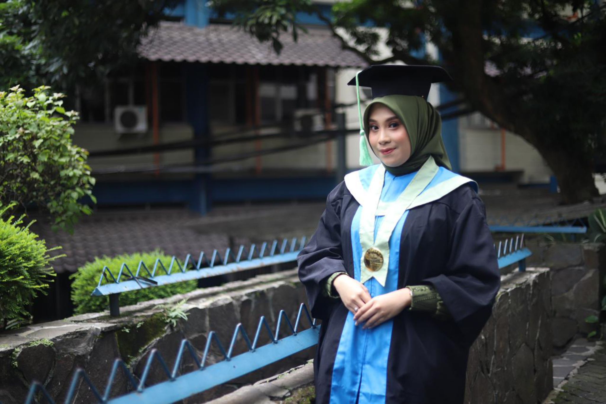 Nadya Putri Arini dari Fakultas Ilmu Komunikasi (Fikom) Unisba dinobatkan menjadi wisudawan tercepat