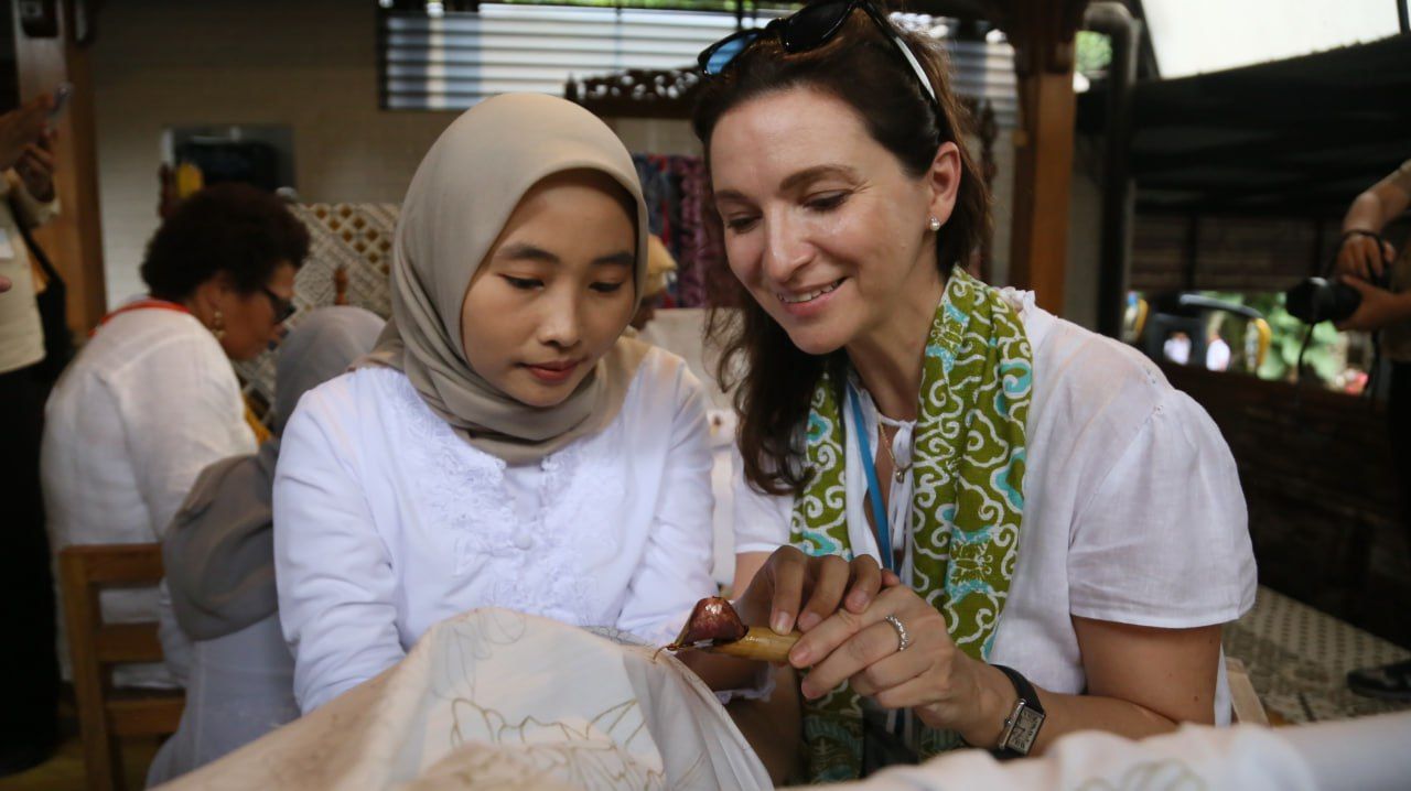 Kunjungi Bandung 28 Istri Dubes Terkesan Program Pemberdayaan Masyarakat, Bantu Tingkatkan Pendapatan Keluarga