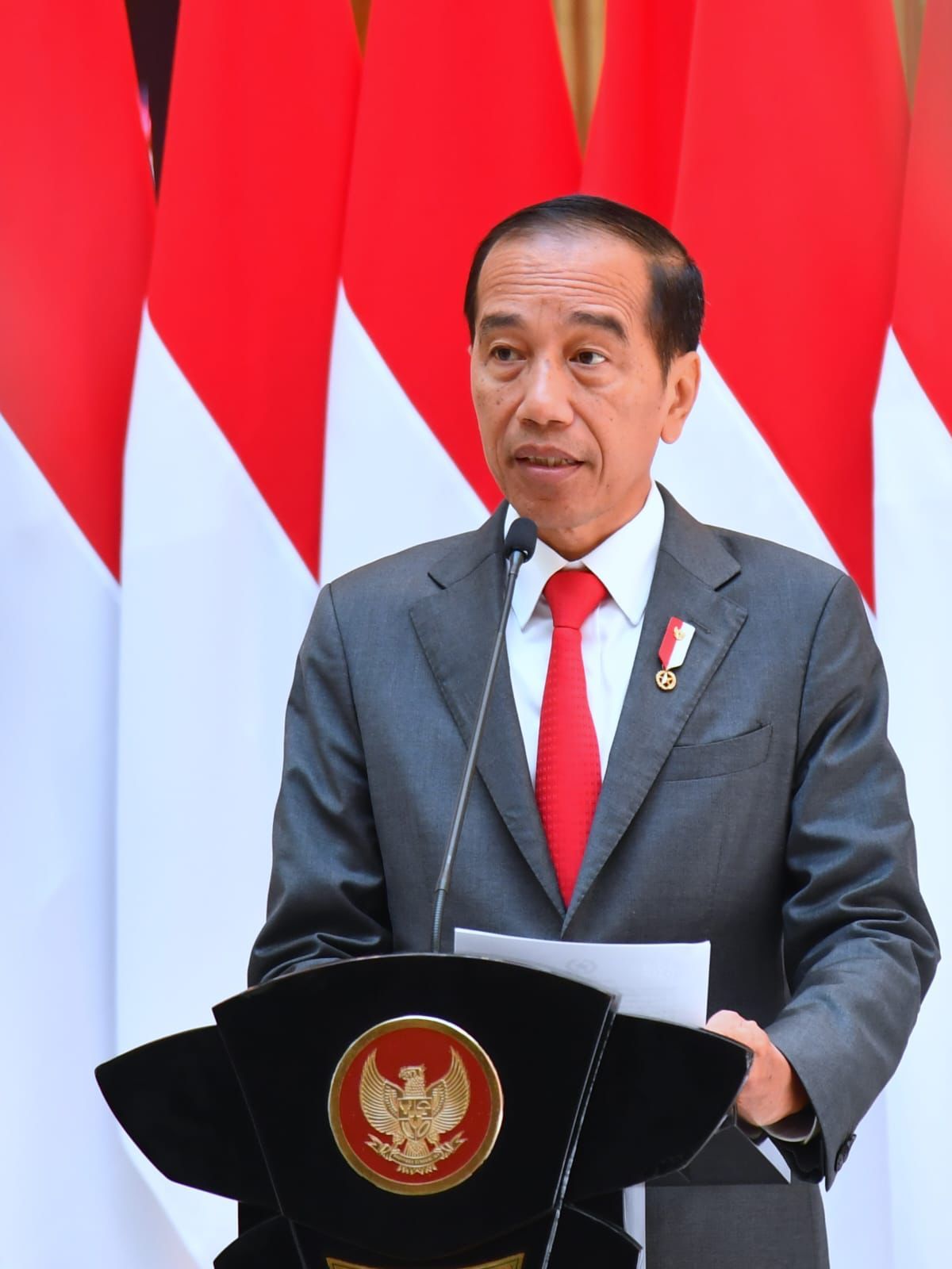 Dalam keterangannya kepada awak media di Pangkalan TNI AU Halim Perdanakusuma, Jakarta, Senin, 4 Maret 2024, Presiden Jokowi menyatakan stok beras nasional dalam kondisi yang baik dan tidak ada masalah yang perlu dikhawatirkan.