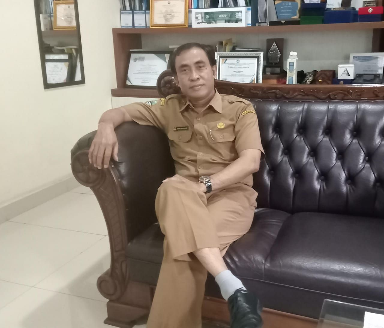 Kepala SMKN 3 Bandung Drs. Agung Indaryatno, M.Pd.,