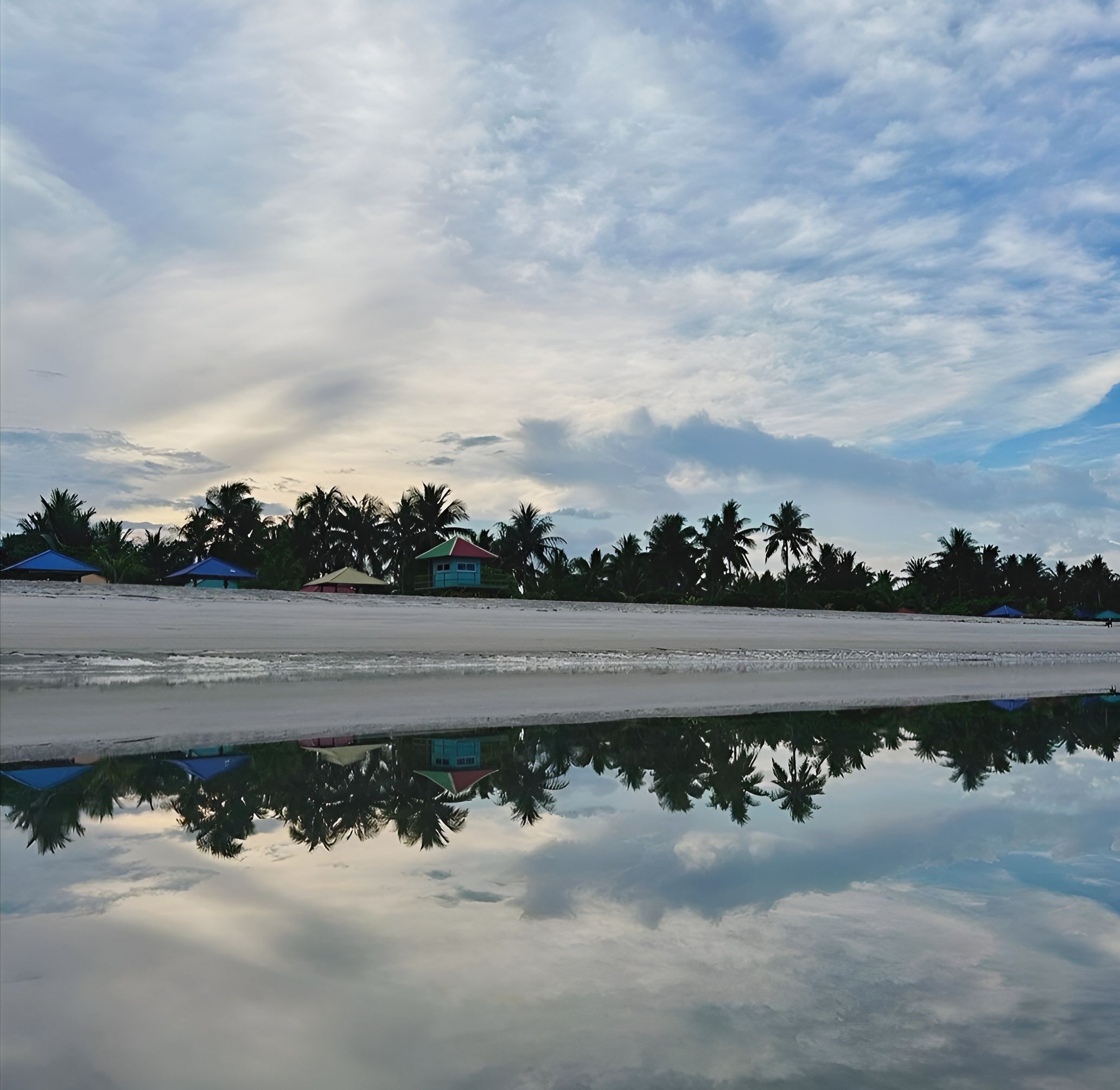Wisata Alam Pantai Bangka Belitung, Ilustrasi: pantai tuing.