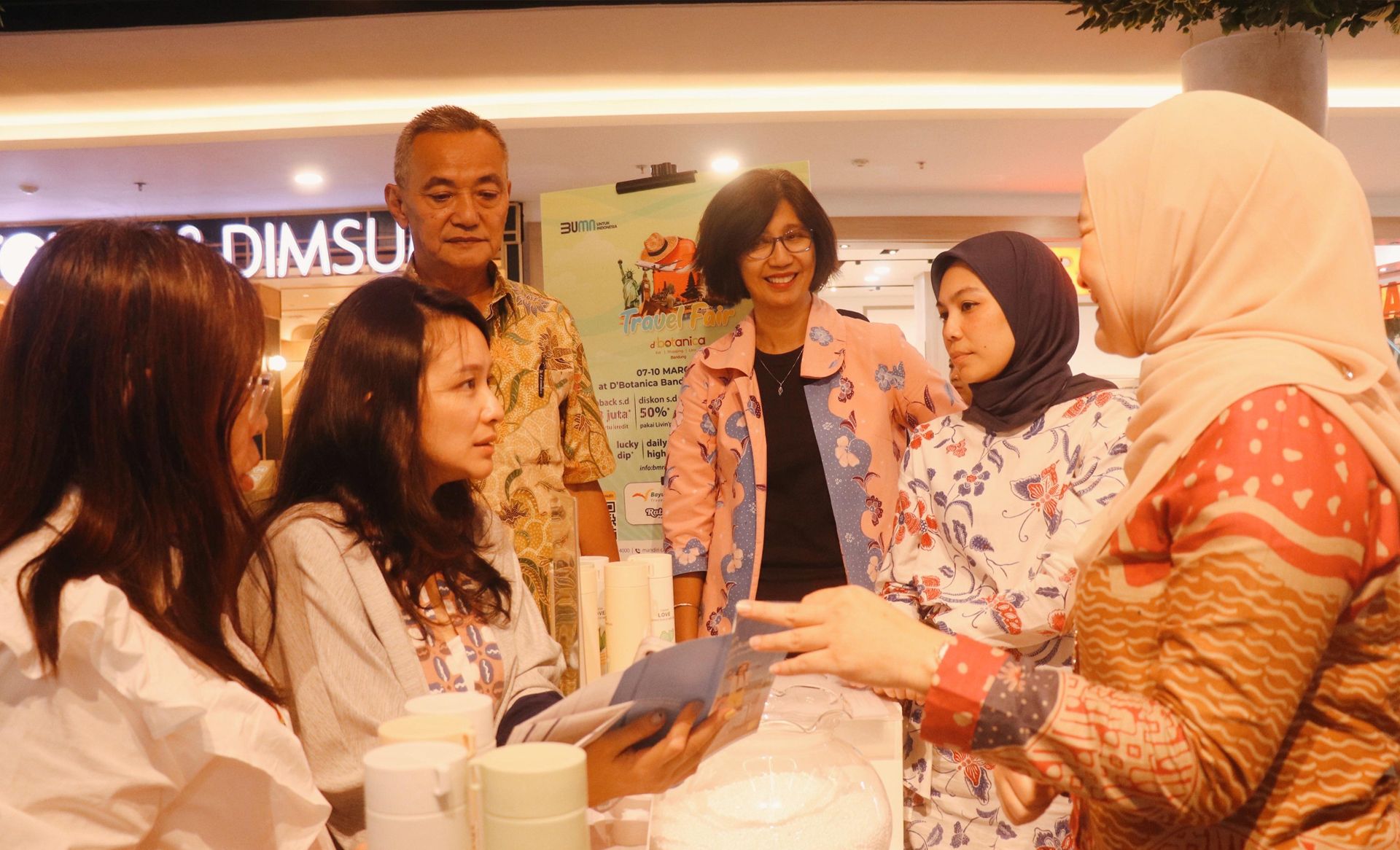 Bank Mandiri Tebar Promo Belanja Perjalanan di D’Botanica Mall Bandung