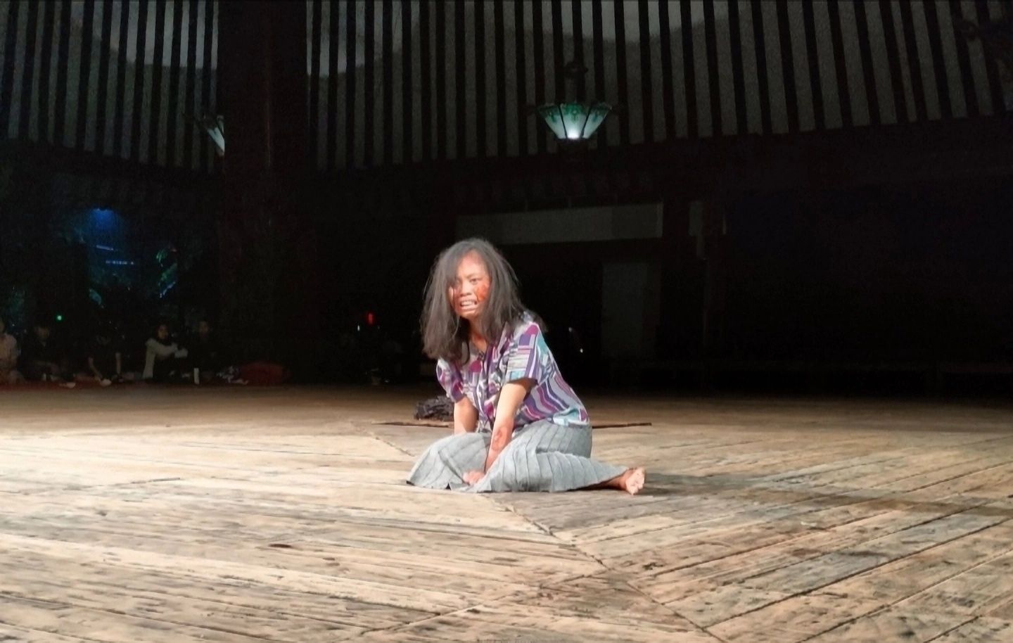Pentas Monolog oleh Teater Teras Univet Bantara Sukoharjo dalam Sala Hatedu 11, 4 Maret 2024 di Pendapa Ageng Taman Budaya Jawa Tengah di Solo