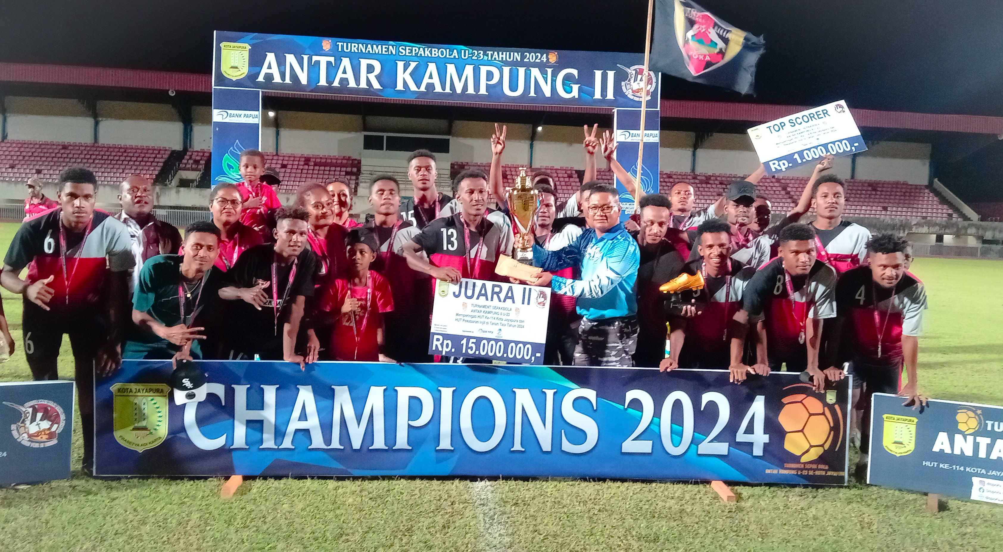PS Yoka dari Kampung Yoka sebagai Juara ke-II Turnamen Sepakbola U-23 Antar Kampung (Portal Papua) Silas Ramandey