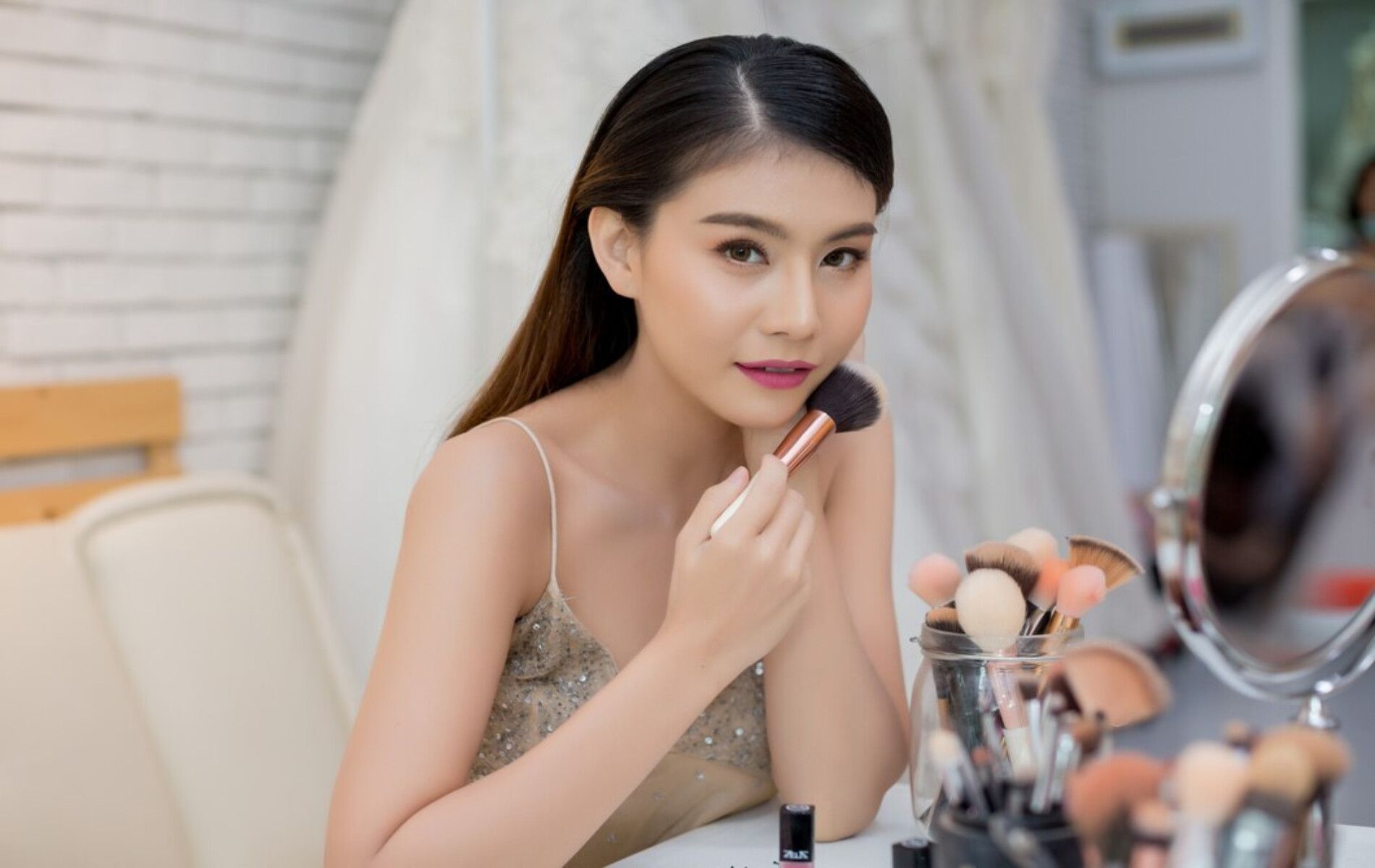 Inspirasi Makeup dan Skincare untuk Tampil Menawan