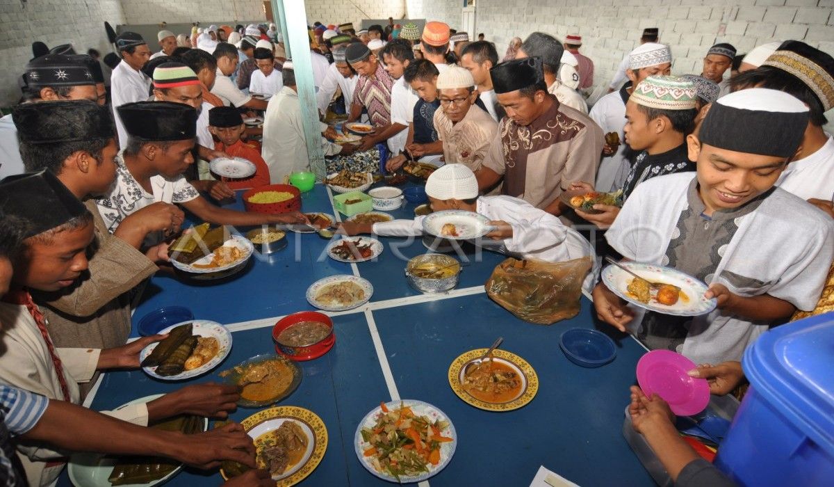 Makan dan Minum di Waktu Imsak, Ternyata Boleh, Dosen UMM: Karena Puasa Ramadhan Dimulai Saat Kumandang Adzan Subuh Terdengar.
