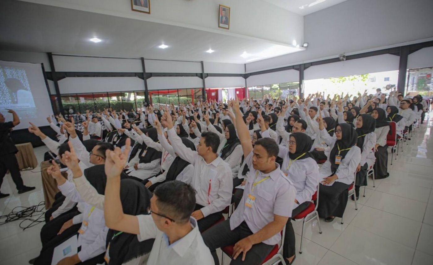 Para calon ASN Pemkot Bandung dalam sebuah kegiatan.