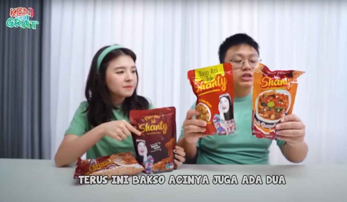 Bukan Hanya Hoby Makan Bakso Istri Denny Cagur Ternyata Punya Produk