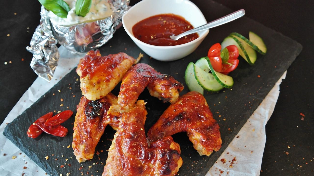 Berikut lima makanan viral di Pasar Lama Kota Tangerang yang cocok untuk buka puasa, salah satunya ayam madu khas Malaysia. 