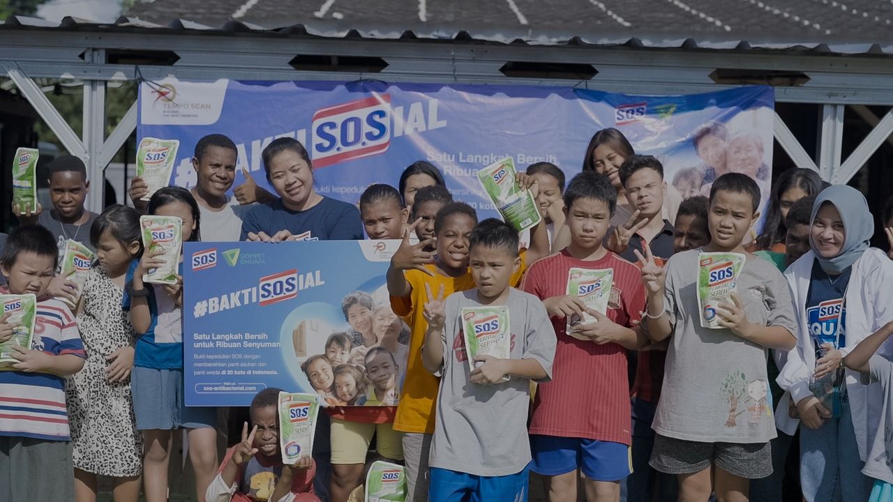 SOS menghadirkan program CSR bertajuk #BaktiSOSial dengan tema “Satu Langkah Bersih untuk Ribuan Senyuman” di panti asuhan dan panti jompo./Aist