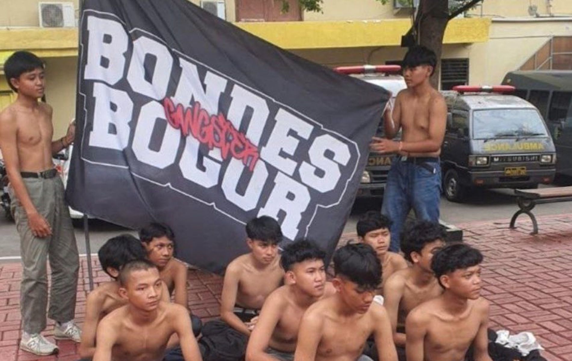 Anggota kelompok Bogor Bondes, merupakan aliansi gangster Bocimi.
