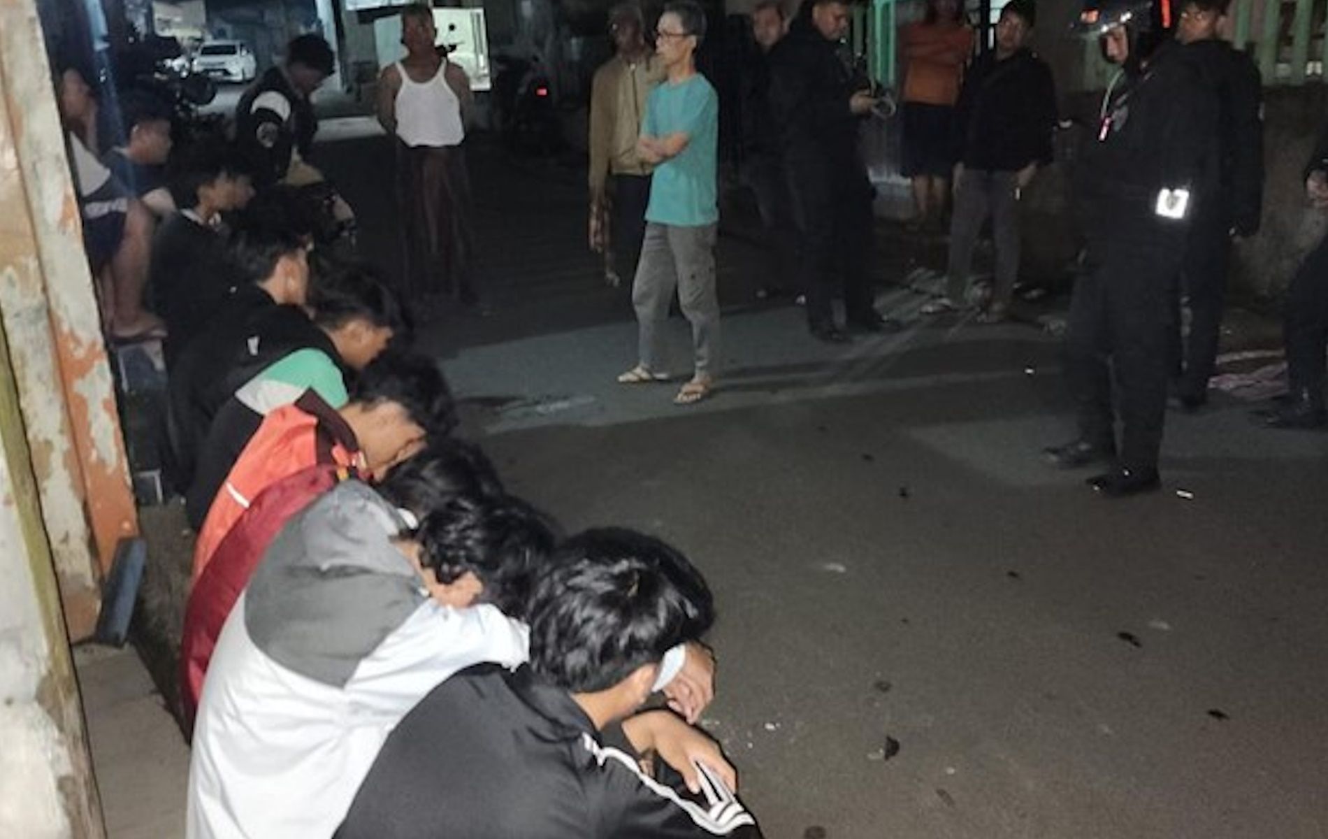 Puluhan remaja di Jalan Malabar Ujung, Kota Bogor, ditangkap polisi hendak perang sarung, Sabtu (30/3/2024).