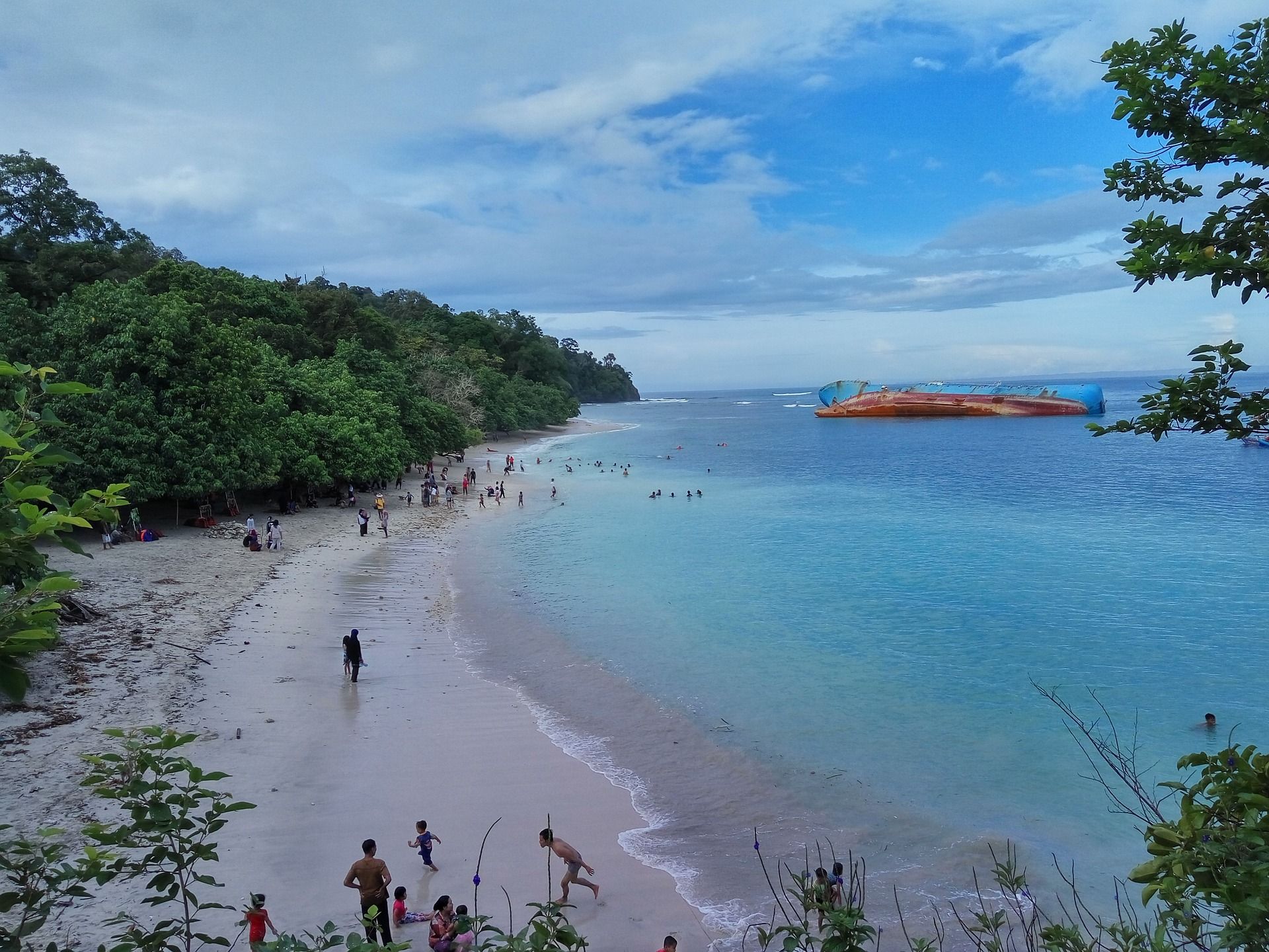 Pantai Pangandaran. 9 rekomendasi tempat wisata Pangandaran terkenal dan eksotis, cocok untuk mengisi liburan lebaran