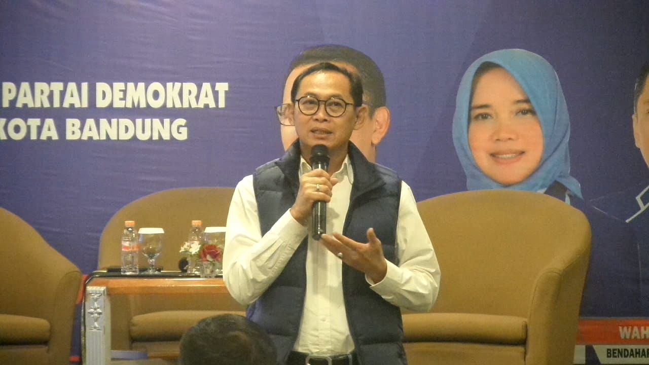 Dewan Pembina Forum Ngadandanan Bandung Sekaligus Calon Walikota Bandung Dandan Riza Wardana 
