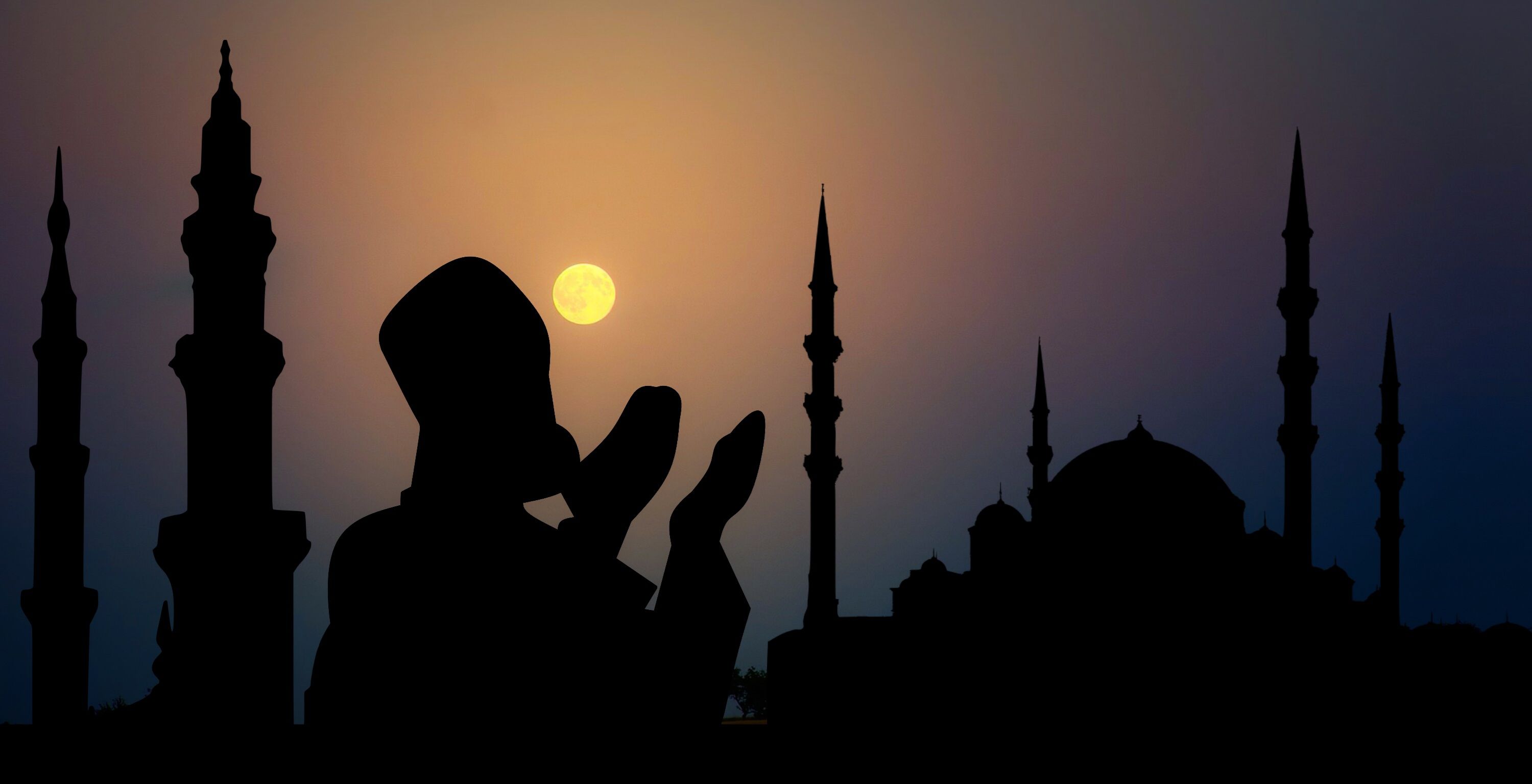 Ilustrasi doa di malam lailatul qadar. Keistimewaan Malam Lailatul Qadar Ramadhan 2024, Segala Doa Terkabul!