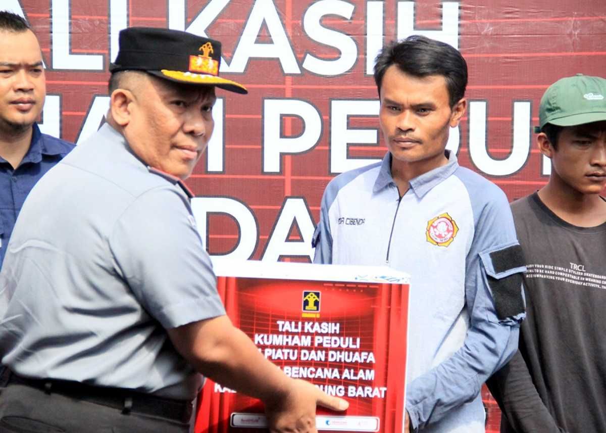 Kemenkumham Ri Dan Kanwilkumham Jabar Salurkan Bantuan Uang Tunai