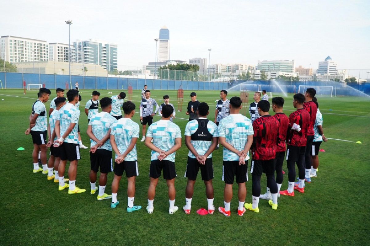 Rombongan Timnas Indonesia U23 tiba di Dubai, Selasa, 2 April dini hari WIB. Petang harinya tim asuhan Shin Tae-yong menjalani latihan.*/PSSI