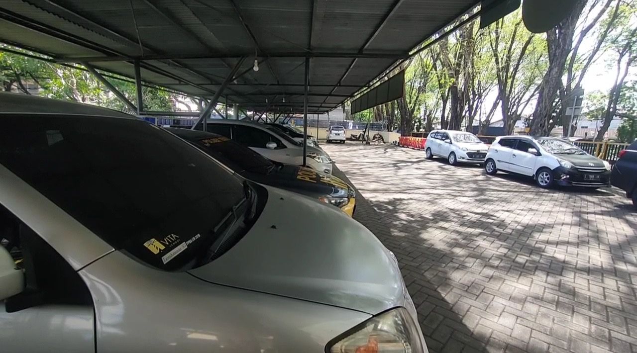 Layanan penitipan kendaraan di Polsek Tenggilis Surabaya