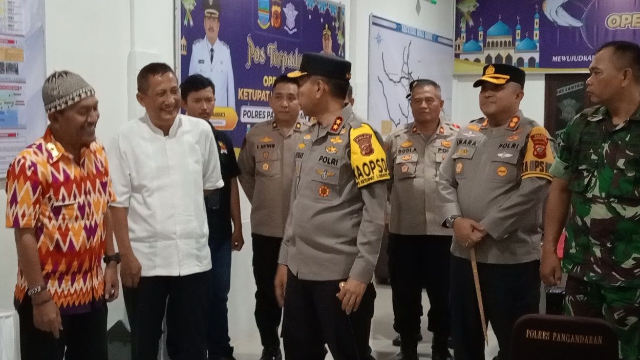 Kapolda Jabar Irjen Pol Akhmad Wiyagus saat melakukan kunjungan kerja ke Pangandaran, Kamis malam 4 April 2024.