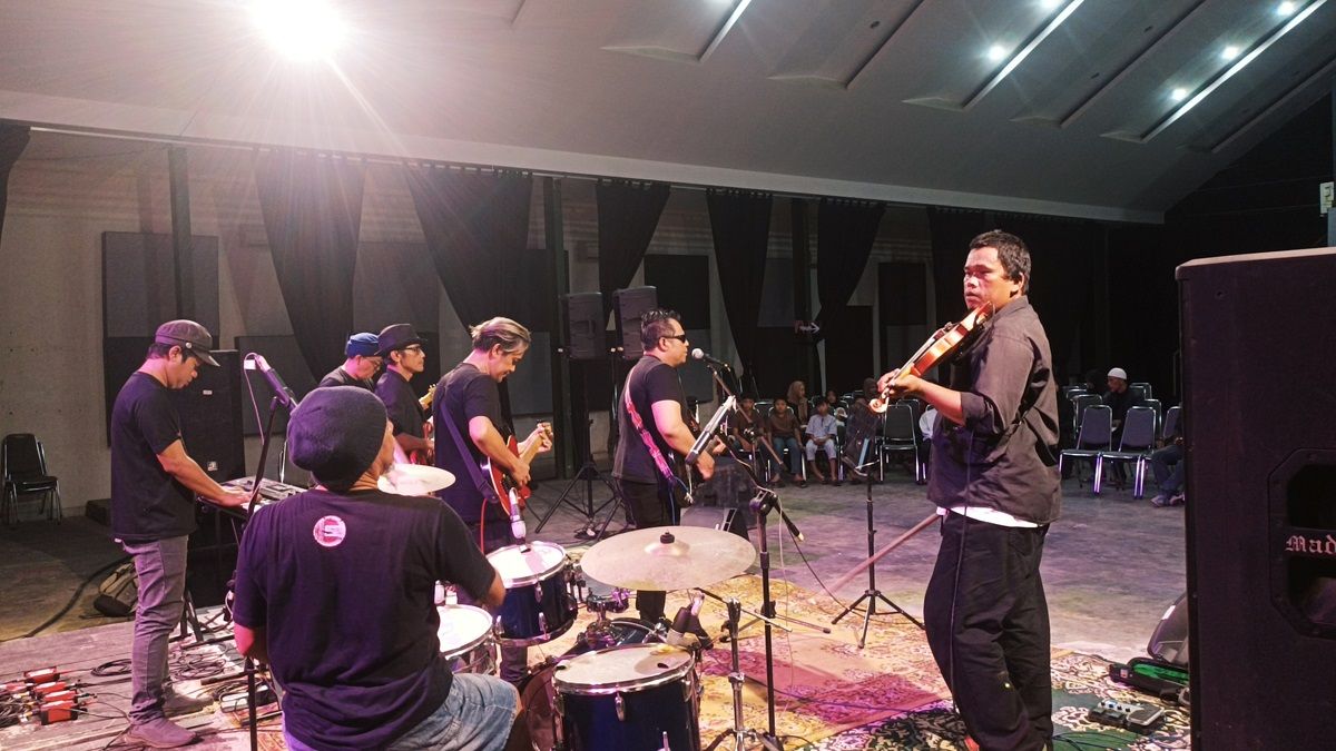 KPJ menggelar acara Malam Seribu Bulan di GPK, Jalan Naripan, Bandung, 4 April 2024.