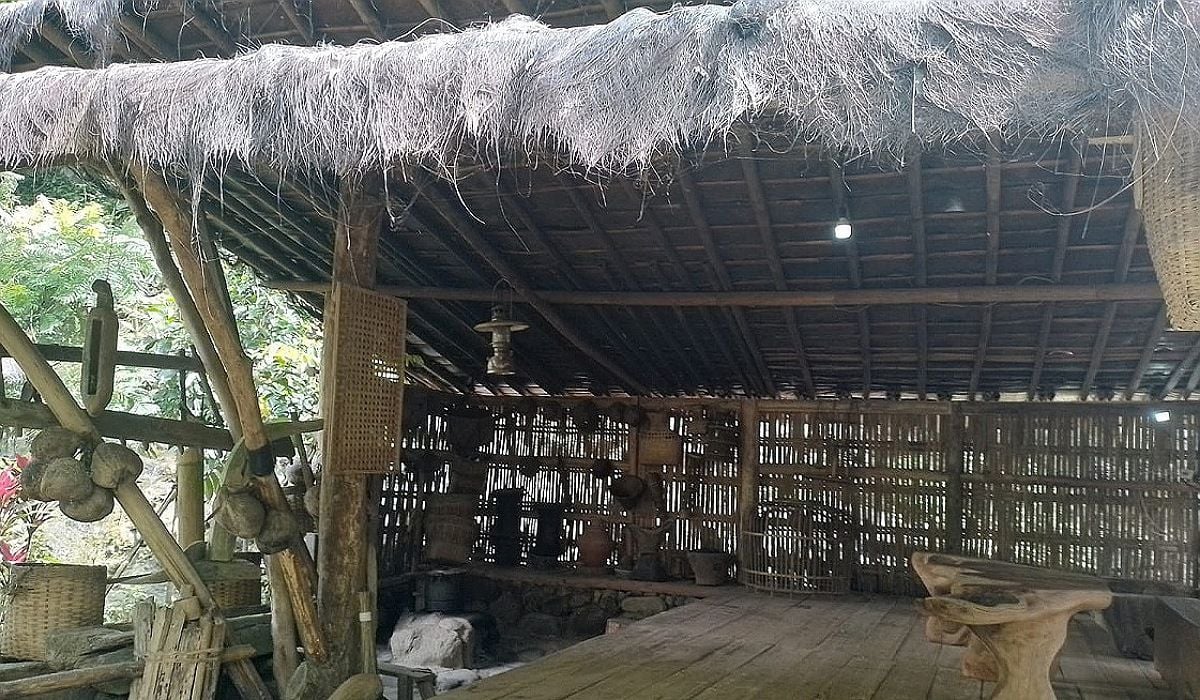 Nuansa saung khas budaya Sunda di Sapatapaan 