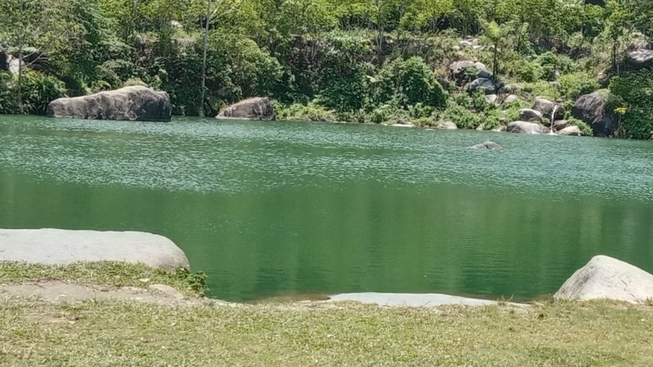 Kolam jernih alami di Kabupaten Jayapura