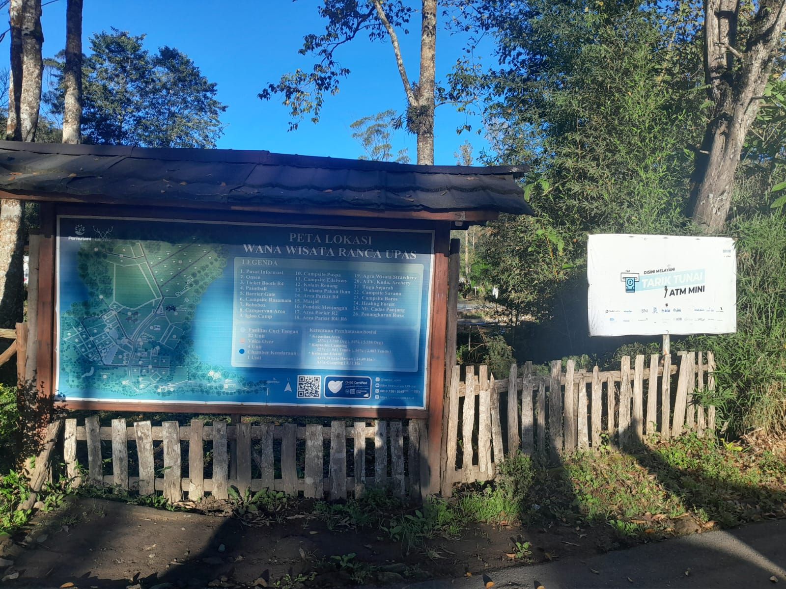Kini di dalam Ranca Upas terdapat layanan mini ATM untuk para pengunjung objek wisata milik Perhutani ini.
