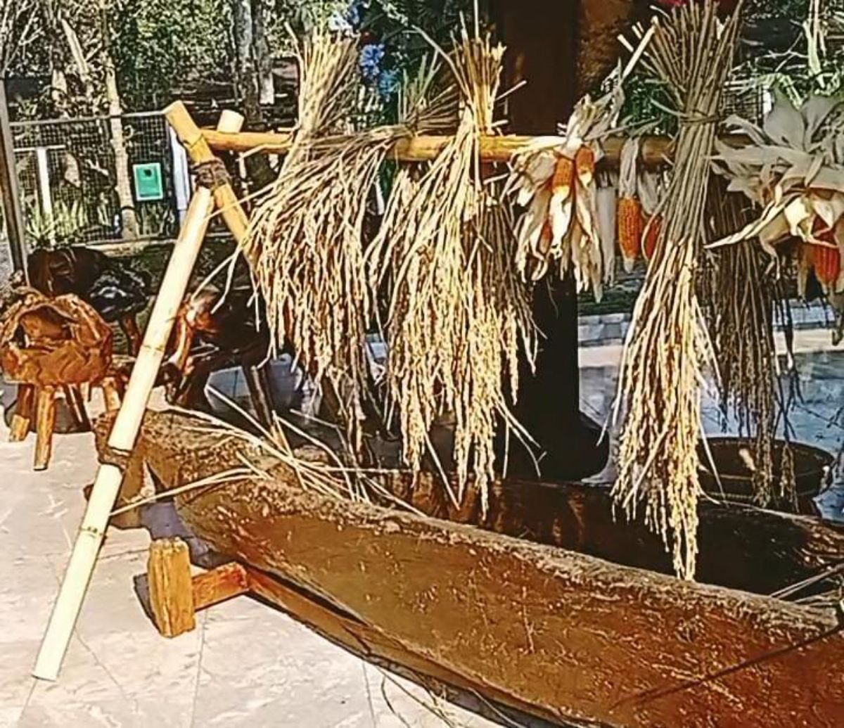 Dapur Tempo Doelu di Taman Satwa Cikembulan Garut.