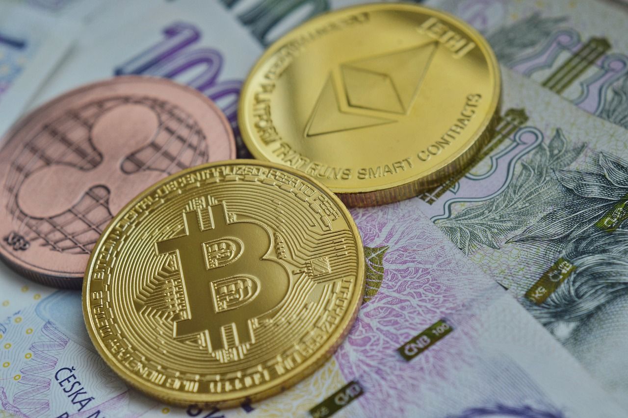 Ilustrasi bitcoin, mata uang kripto atau cryptocurrency.
