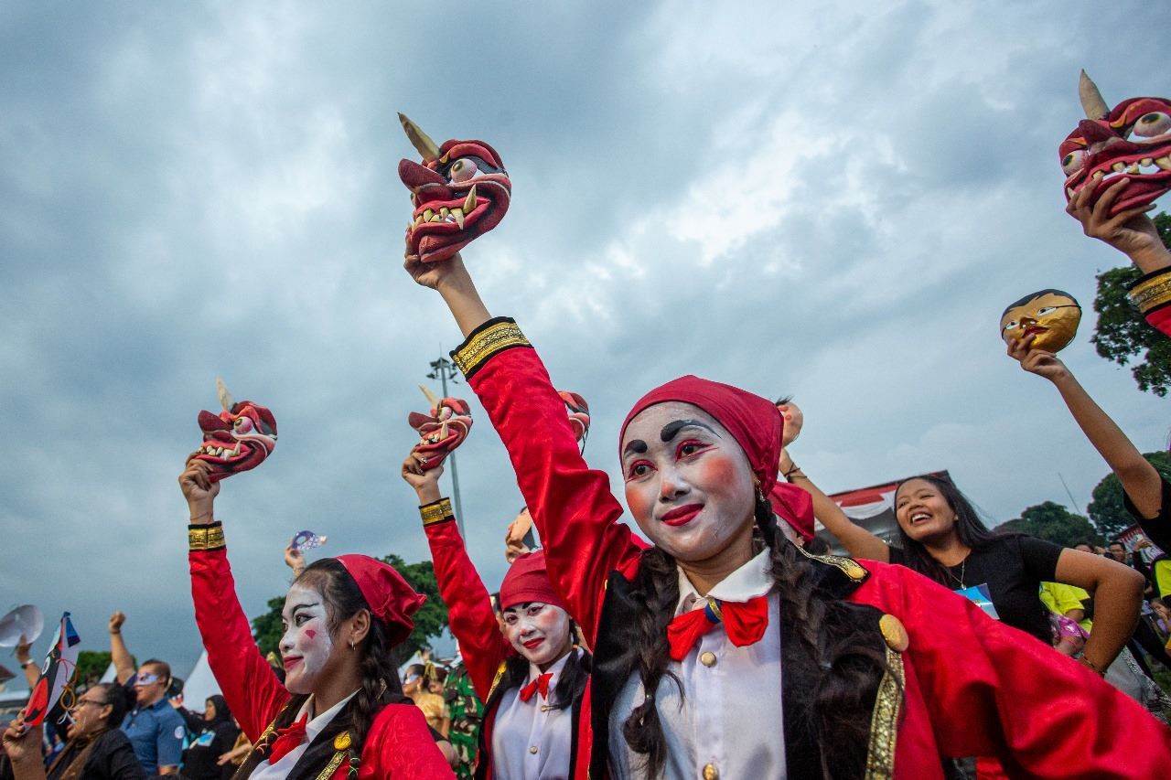 Atraksi Flashmob Topeng dalam Festival Jeron Beteng 2024./dok. Panji Arkananta