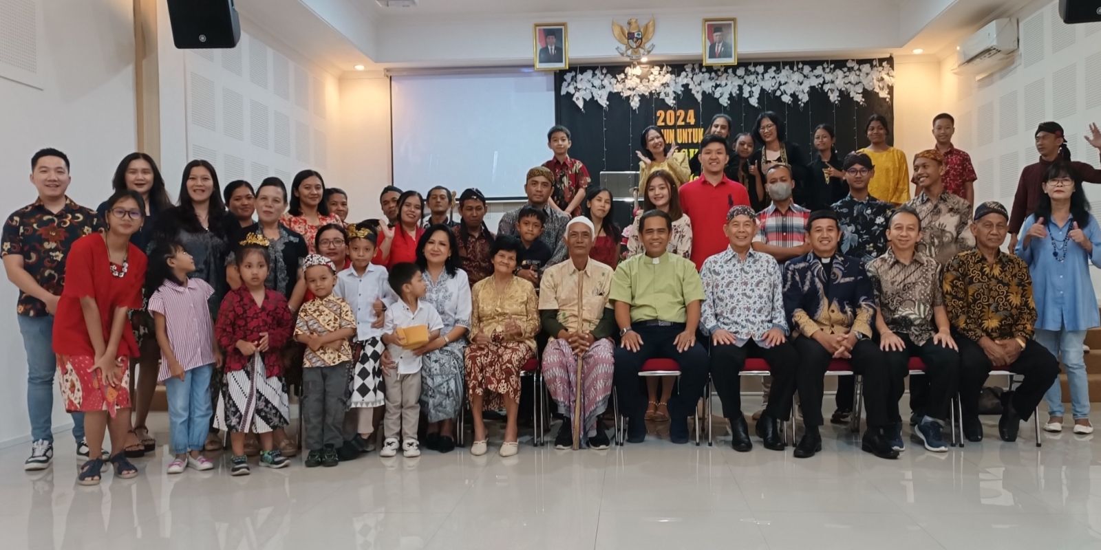 Jemaat GBI Haleluya Banjarnegara yang hadir pada ibadah edisi Hari Kartini