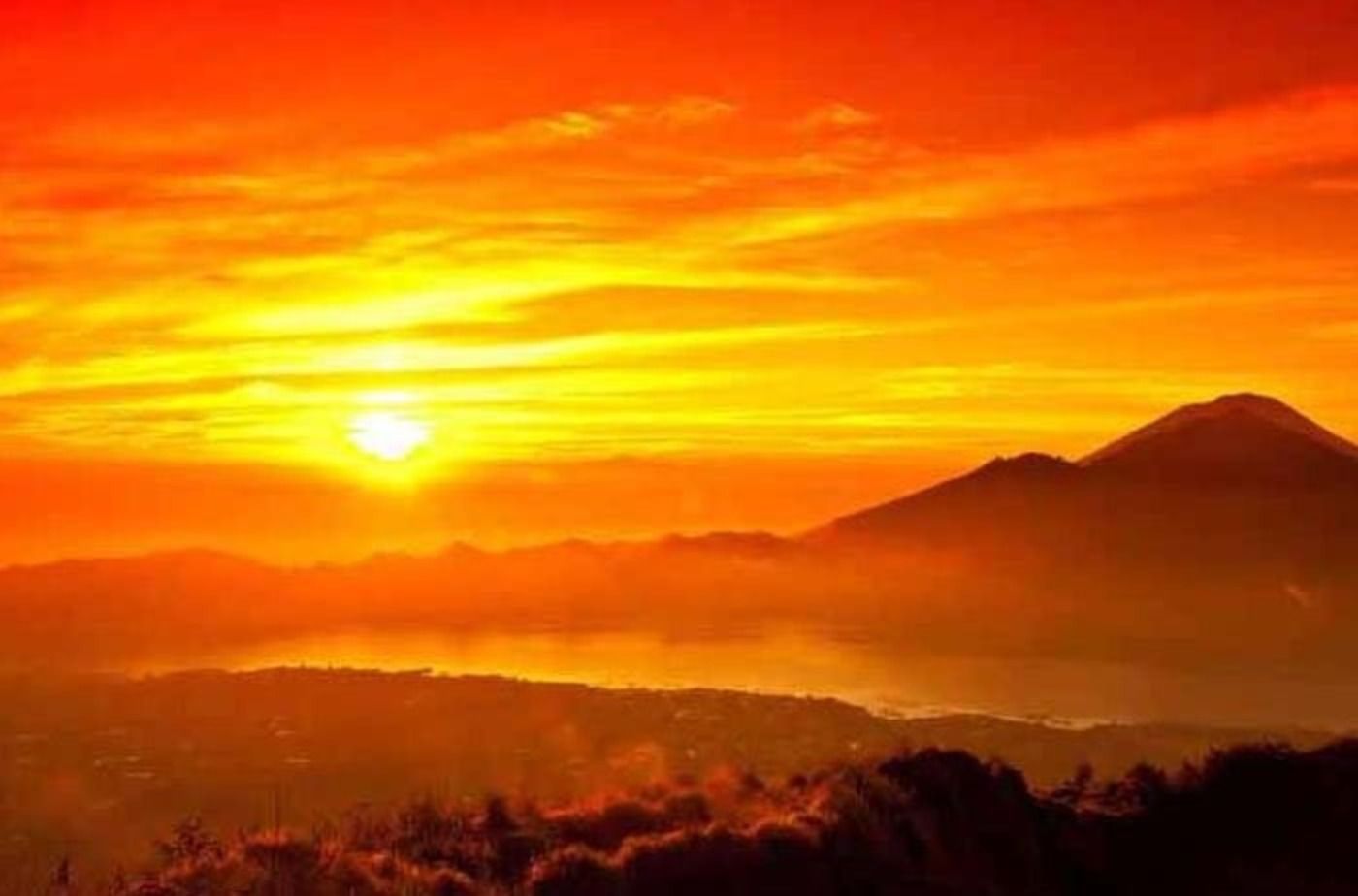 Keindahan pemandangan ketika sunrise di Gunung Bromo/dosen.unila.ac.id
