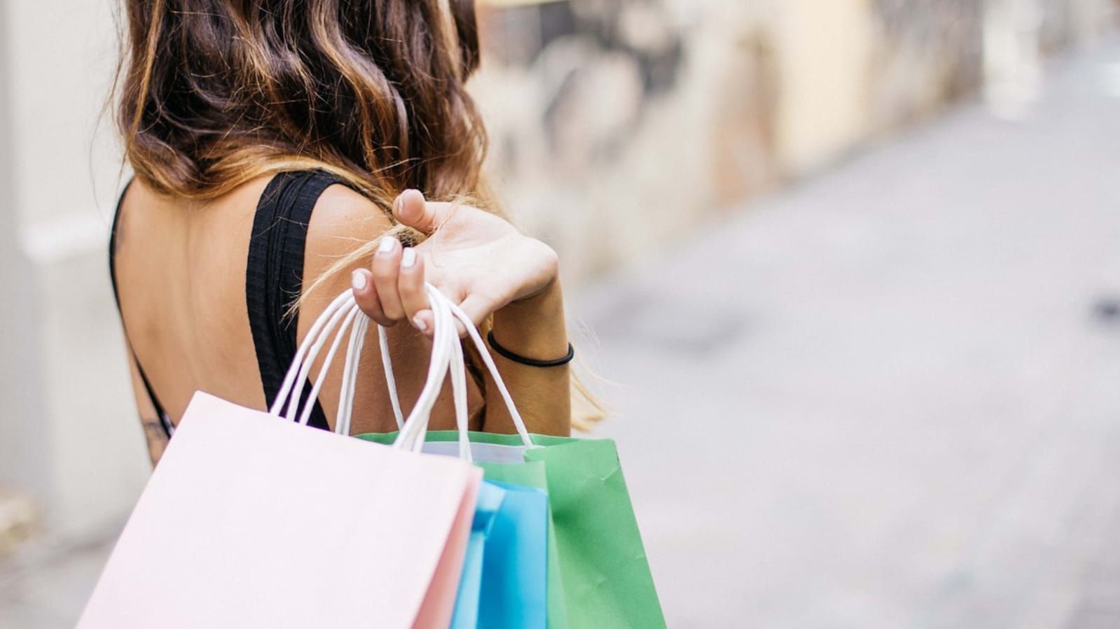 Shopee meluncurkan program Garansi Tepat Waktu. Banyak kemudahan yang didapatkan saat berbelanja online di sini.