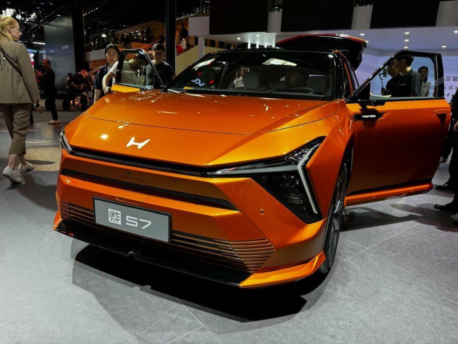 Honda luncurkan mobil listrik baru di ajang Beijing Auto Show 2024.