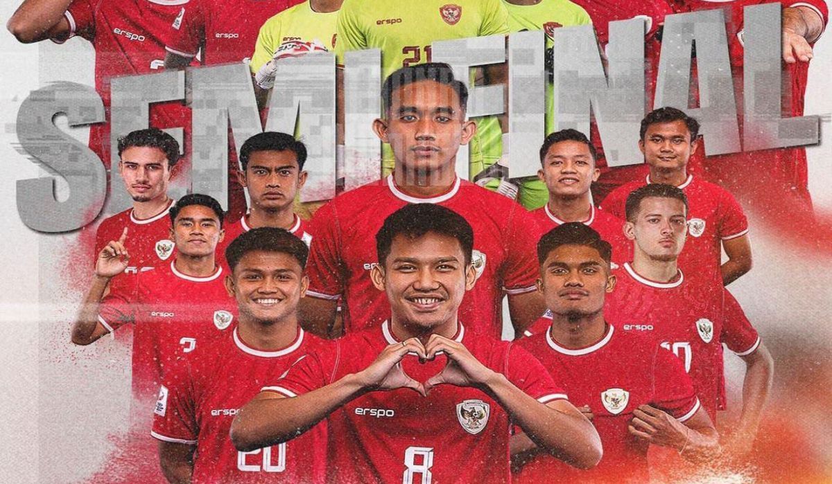 Pesepak bola Timnas U-23 Indonesia melawan Timnas U-23 Korea Selatan pada babak perempat final Piala Asia U-23 2024