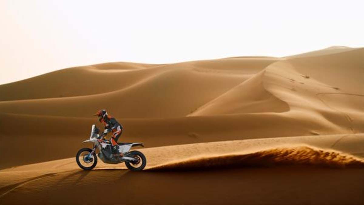 KTM telah menjadi kekuatan dominan dalam reli sepeda motor sejak pergantian abad, dengan 19 kemenangan Dakar sejak 2001.
