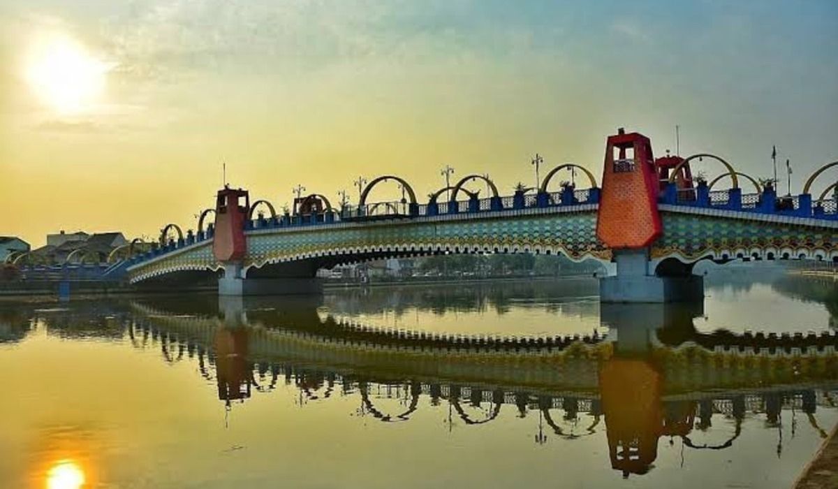Jembatan Kaca Berendeng, landmark baru dan ikon pariwisata Kota Tangerang /Dok. Pemkot Tangerang.