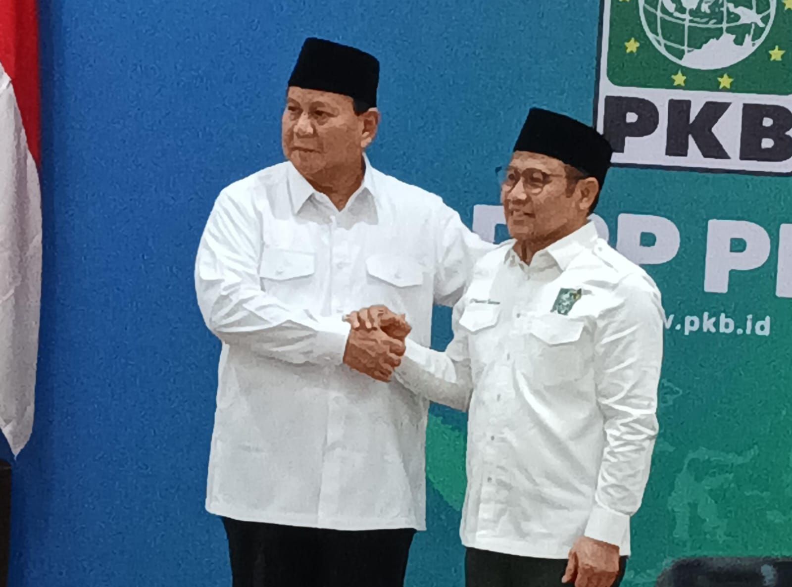  Prabowo Subianto menemui Muhaimin Iskandar alias Cak Imin di kantor DPP PKB.