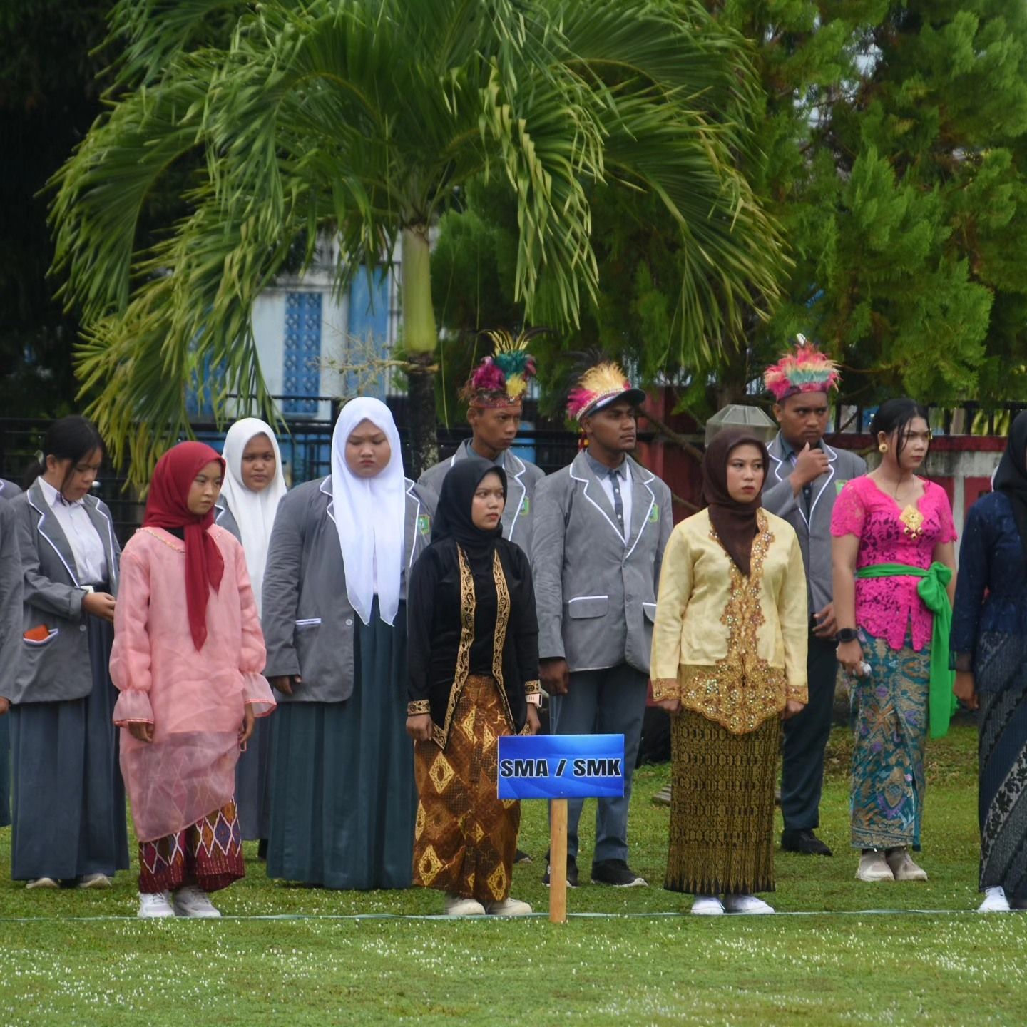 Hari Pendidikan Nasional yang diperingati setiap tanggal 2 Mei kali ini mengusung tema "Bergerak Bersama Lanjutkan Merdeka Belajar", ikut dilaksanakan di Kabupaten Biak Numfor.