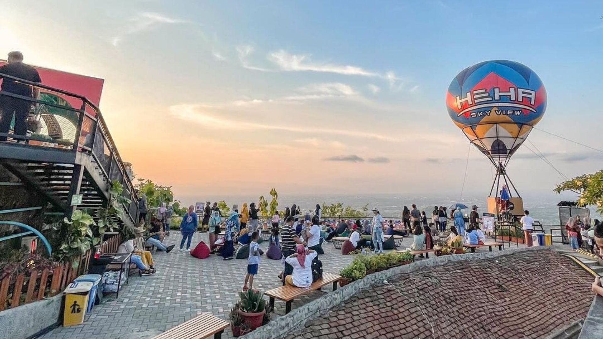 Tempat Wisata Jogja Yang Lagi Hits: HeHa Sky View, Temukan Fasilitas ...