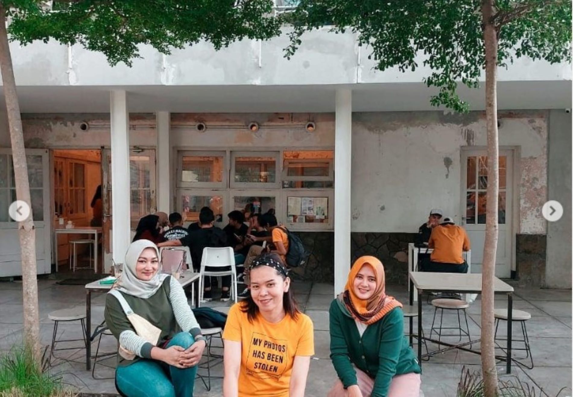 Suasana Didago Caffee, menyulap hotel tua jadi cafe cozy di Bandung/