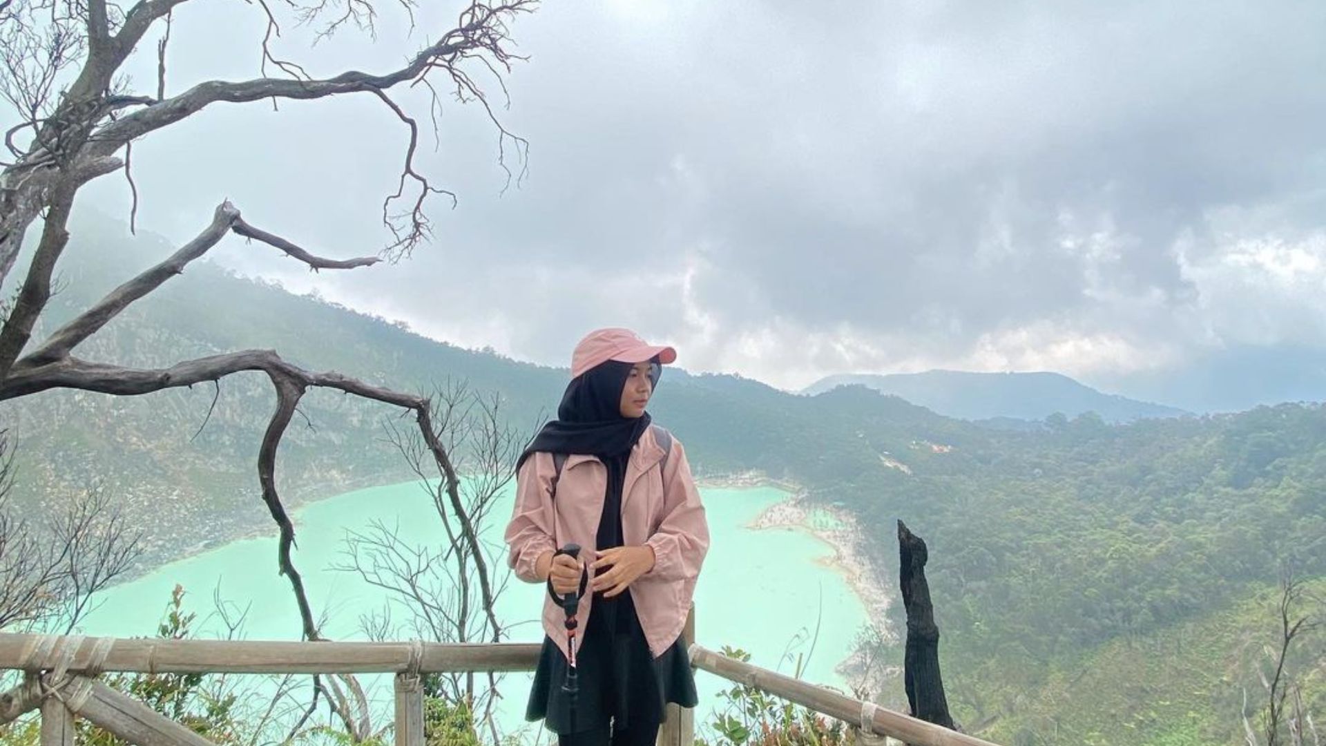 Keindahan spot Sunan Ibu, Kawah Putih, Bandung. Kesini harus pakai jaket supaya tidak kedinginan./ Instagram/ sunanibu_kawahputih