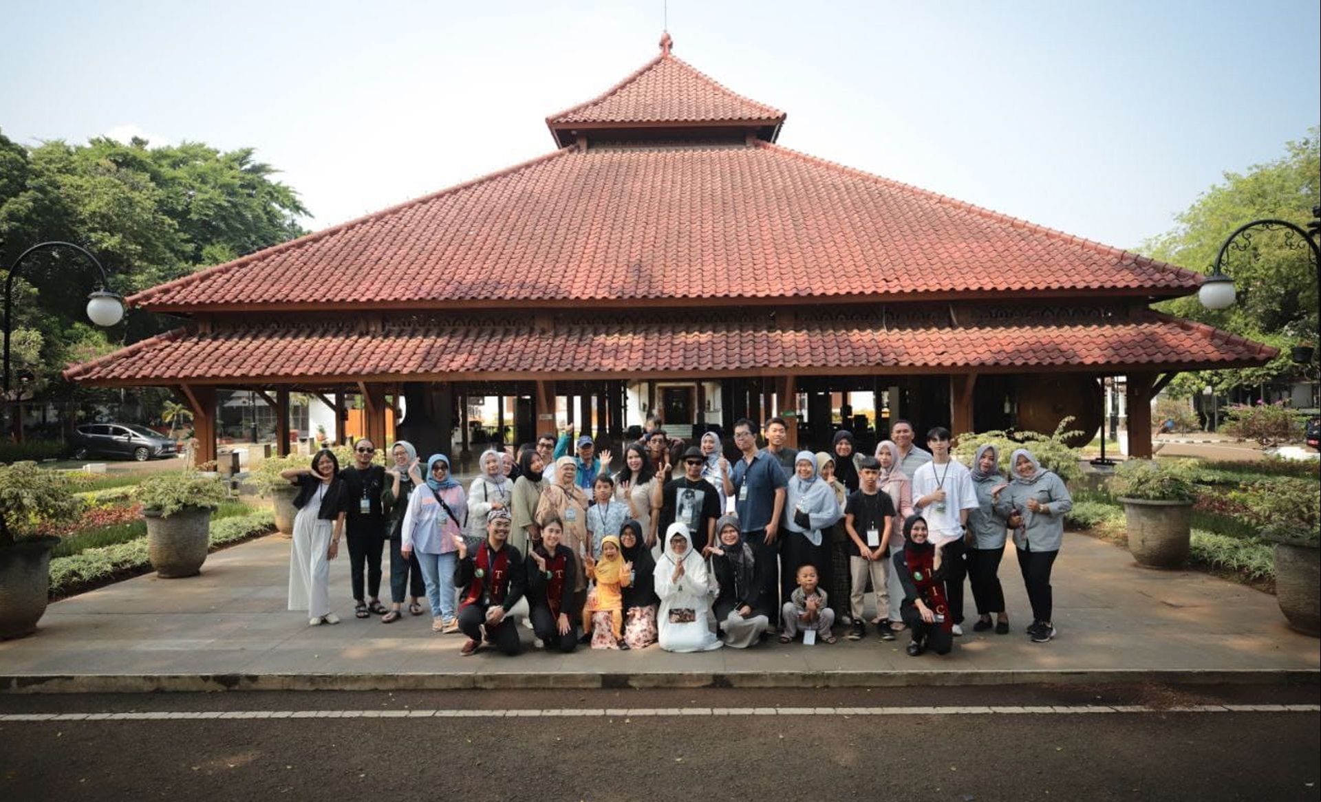 Pendopo Dibuka untuk Umum, Wisatawan Antusias Mengenal Sejarah Kota Bandung