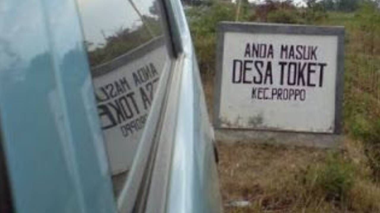  Desa Toket, Kecamatan Proppo, Madura