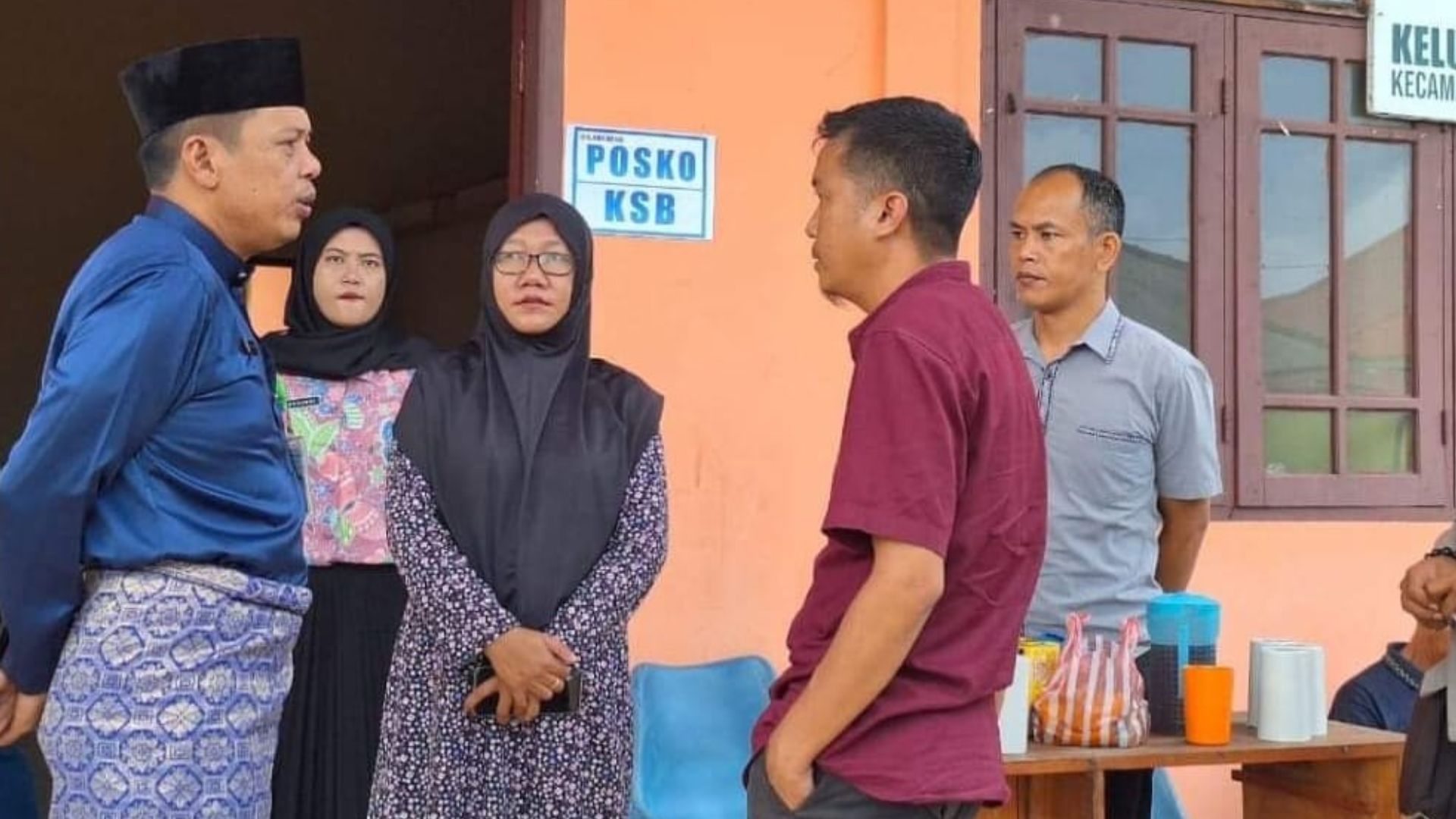 Kadiskes PPKB Kabupaten Lingga Kunjungi Posko Pengungsian Korban Banjir di Kelurahan Dabo Lama