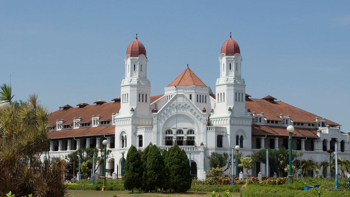 10 Destinasi Wisata Terpopuler di Semarang: Dari Lawang Sewu Hingga ...