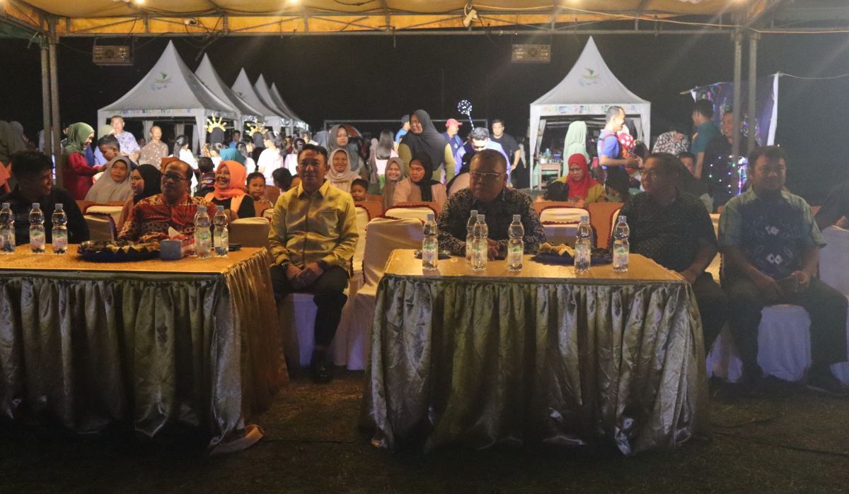 Bupati dan Wakil Bupati Belitung Timur serta Tamu Undangan Lainnya Menyaksikan Pensi SMP Negeri 1 Simpang Pesak