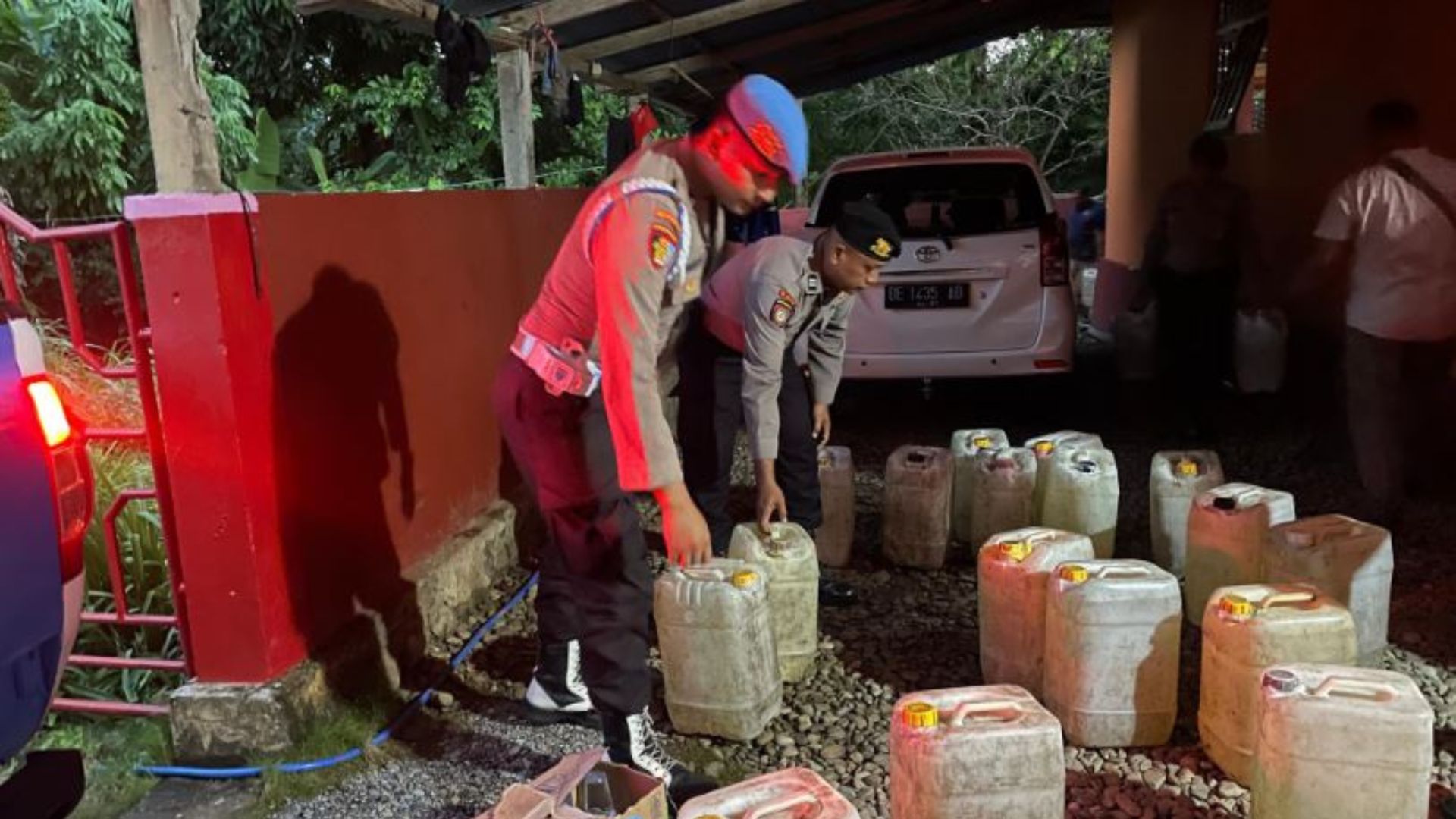 Operasi Pekat Salawaku: Polda Maluku Berantas Judi Togel dan Miras Ilegal